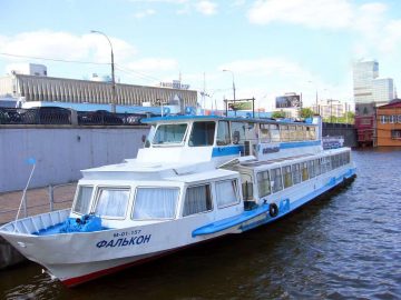 ТЕПЛОХОД ФАЛЬКОН