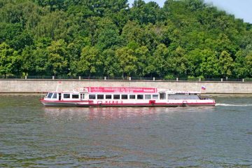 ТЕПЛОХОД НЕВА-2